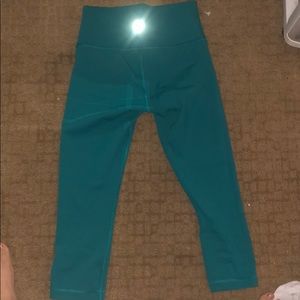 Lululemon leggings size 6